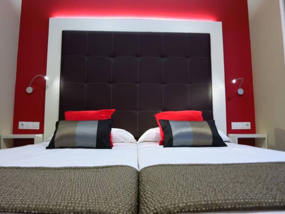 Hotel Catedral 20/59