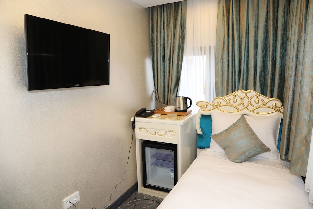 Grand Kavi Hotel 34/50