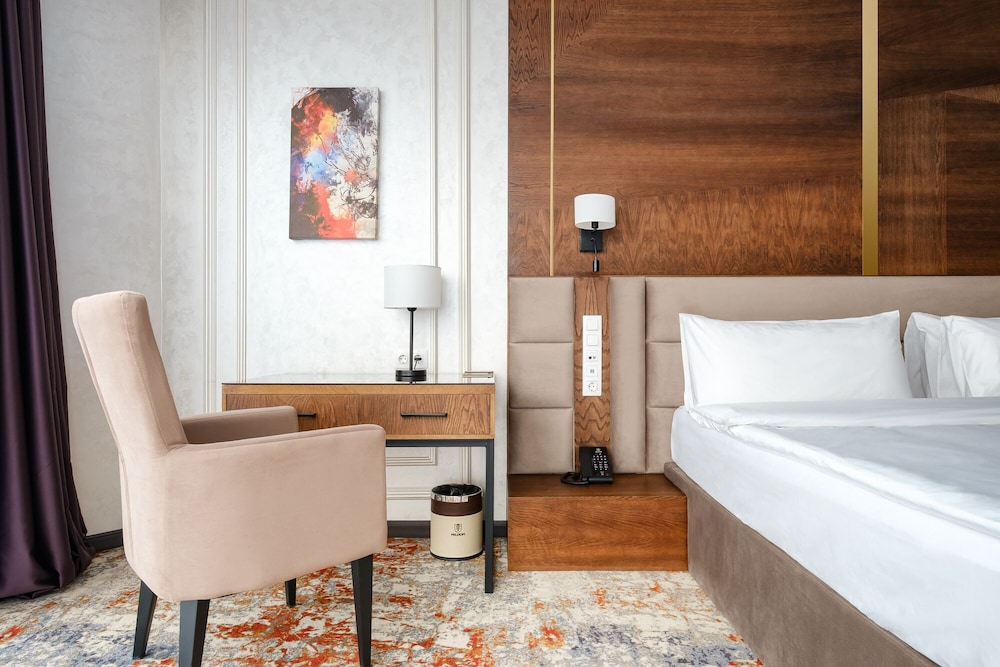 Grand Mildom Hotel 27/69
