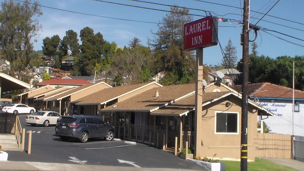 Laurel Inn 27/34