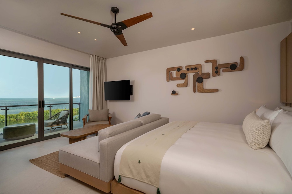Grand Hyatt Cancun Beach Resort 20/50