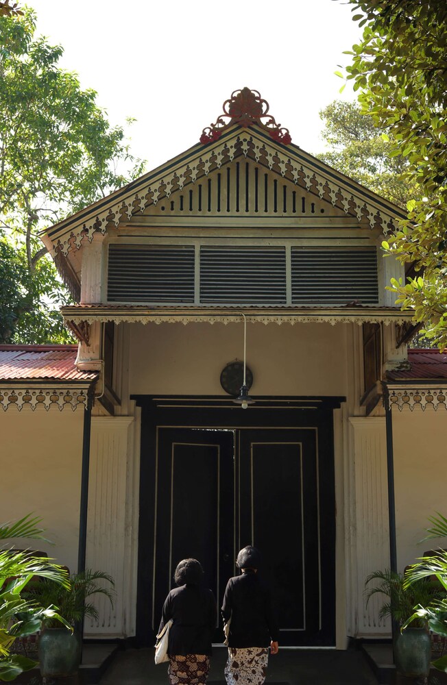 Garrya Bianti Yogyakarta 2/60