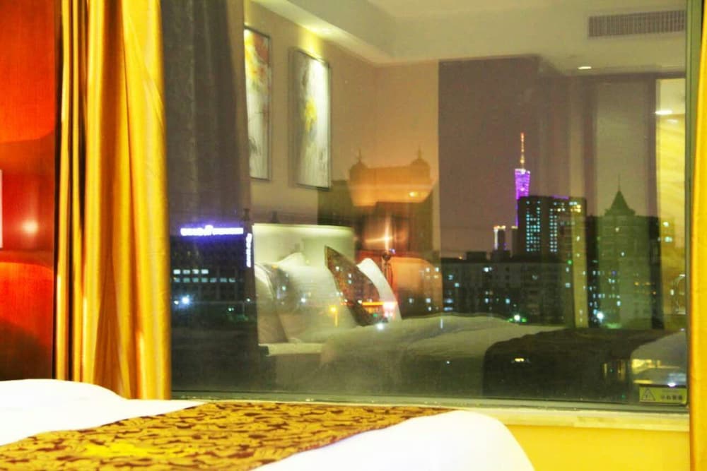 Meihao Mingyue Hotel International Finance City Keyun Road Metro Branch 28/50