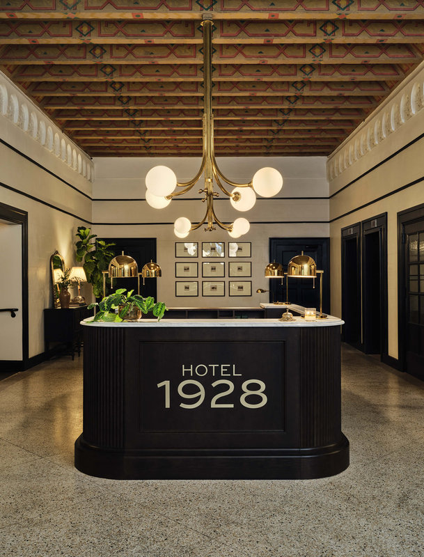 Hotel 1928 1/24