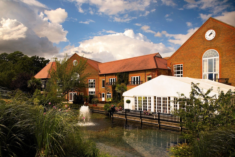 Delta Hotels by Marriott Tudor Park Country Club 3/47