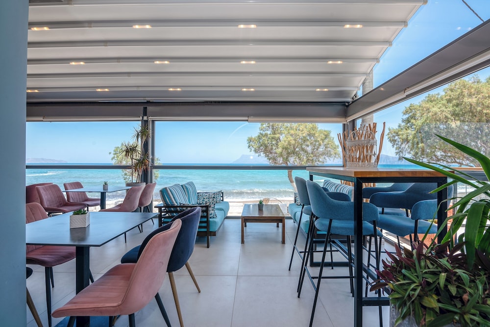 CHRISTINA BEACH HOTEL 49/65