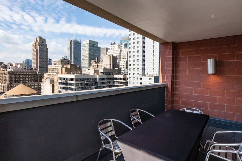 HYATT PLACE NEW YORK MIDTOWN SOUTH 45/64