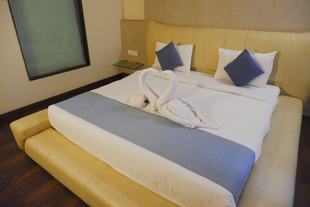 Hotel Sai Miracle 7/49