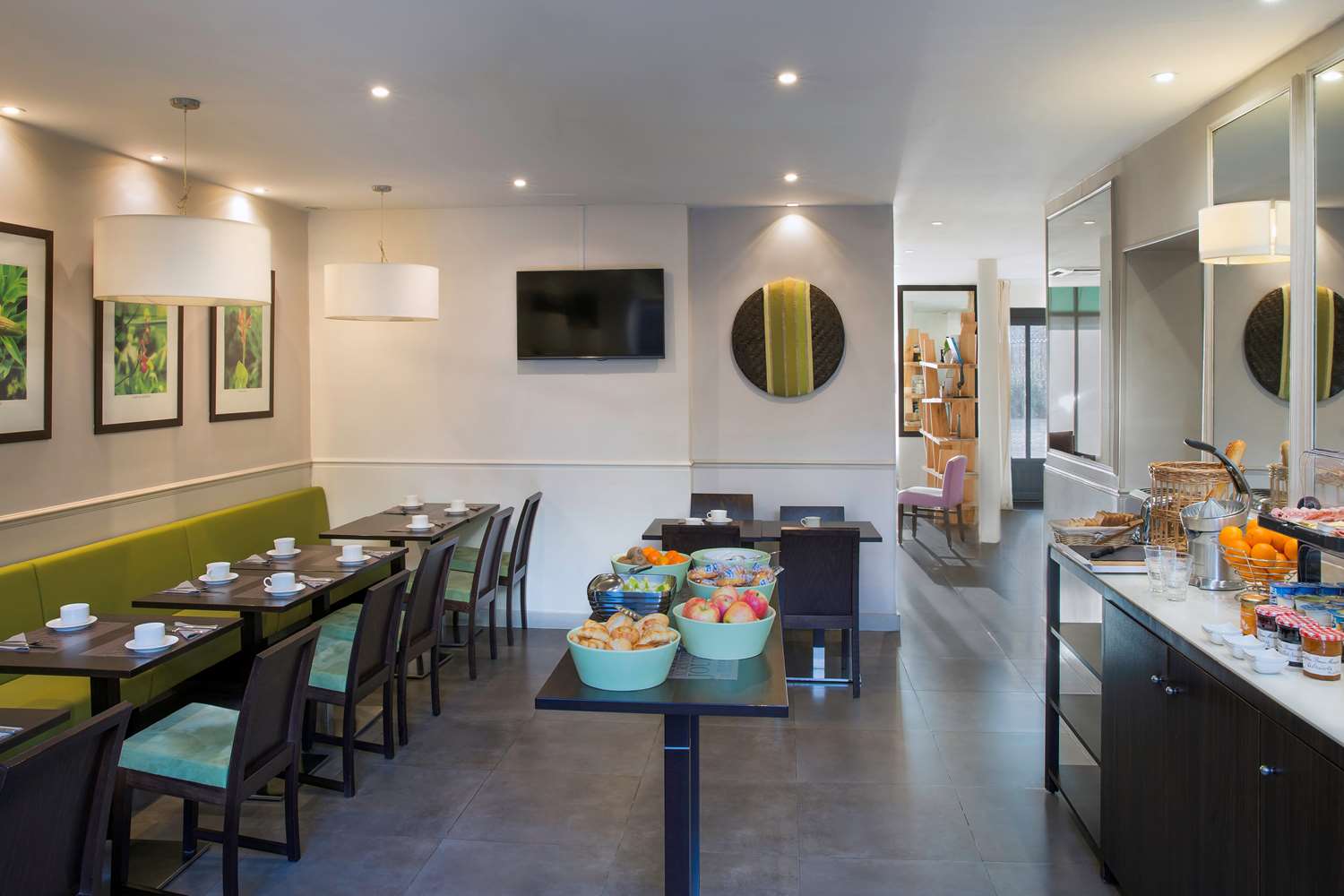 Best Western Rives De Paris La Defense 6/8
