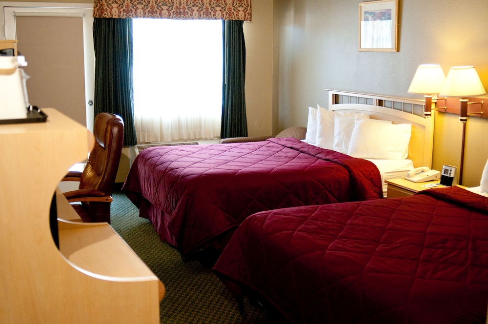 Lamplighter Inn Suites 29/46