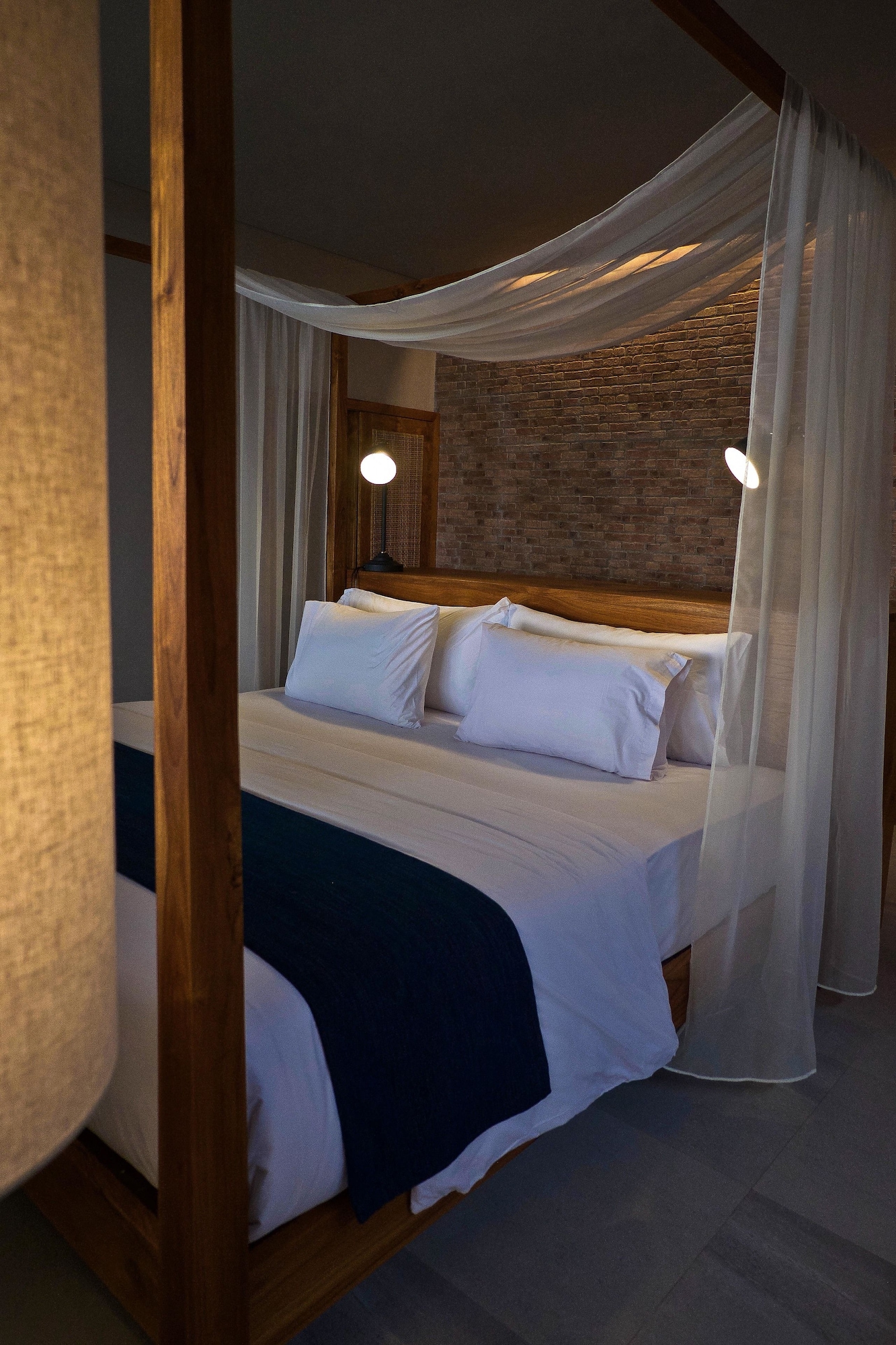 LUXURY, SUITE, KING BED, OCEAN FRONT