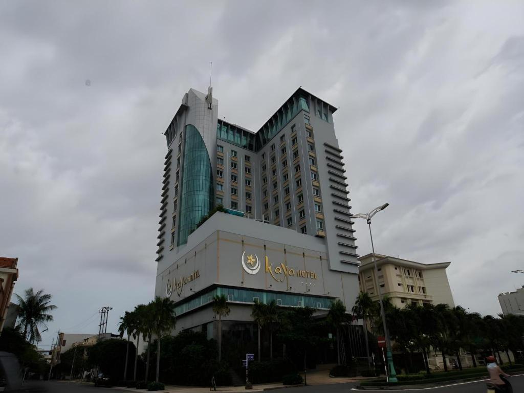 Kaya Hotel 3/51