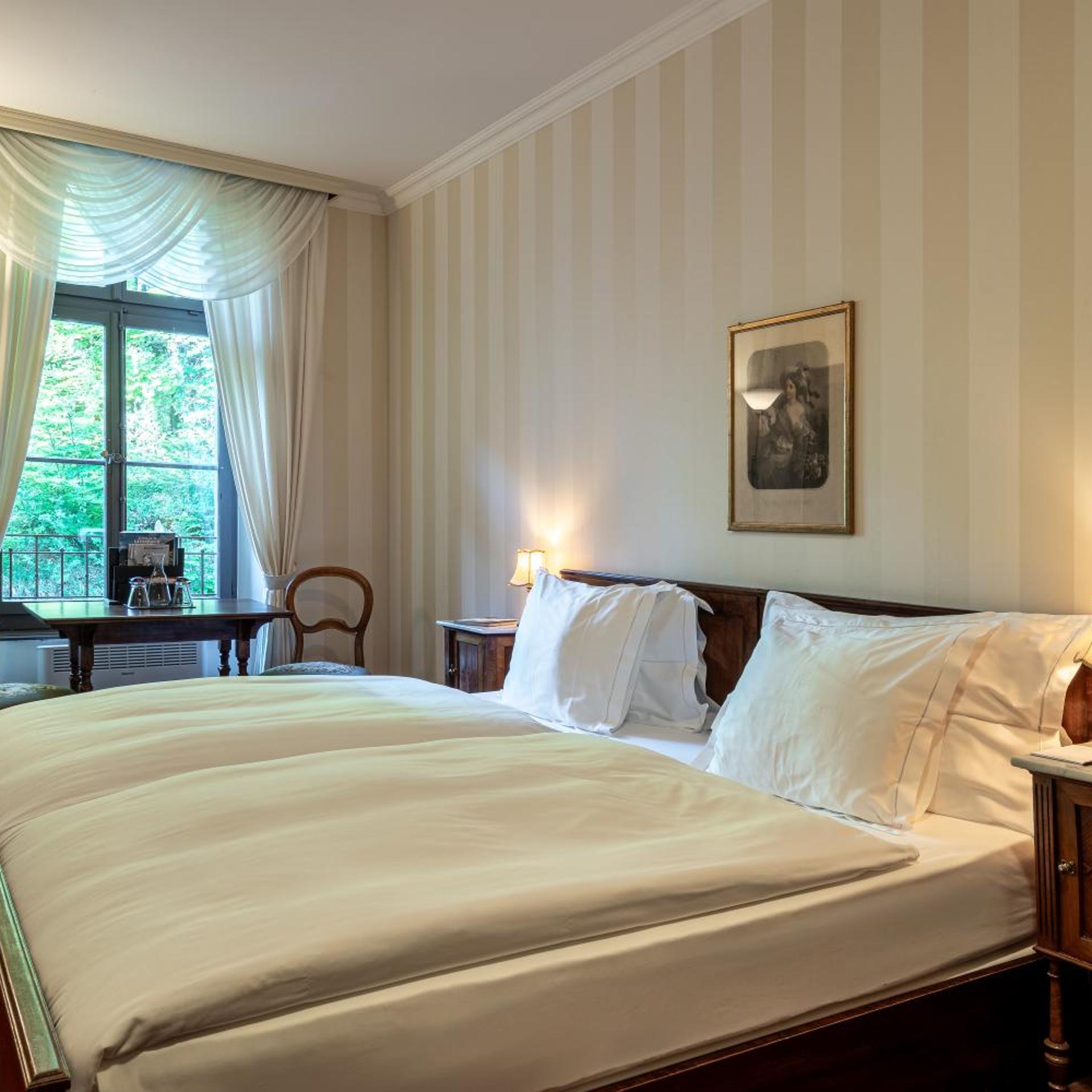 Superior, Double Bed, Forest View