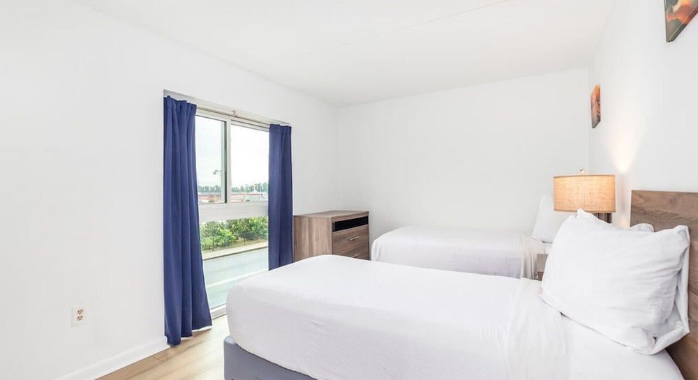 3 Bedrooms, Condo, Premium, 2 Queen and Twin Beds, Bay View, Sofa