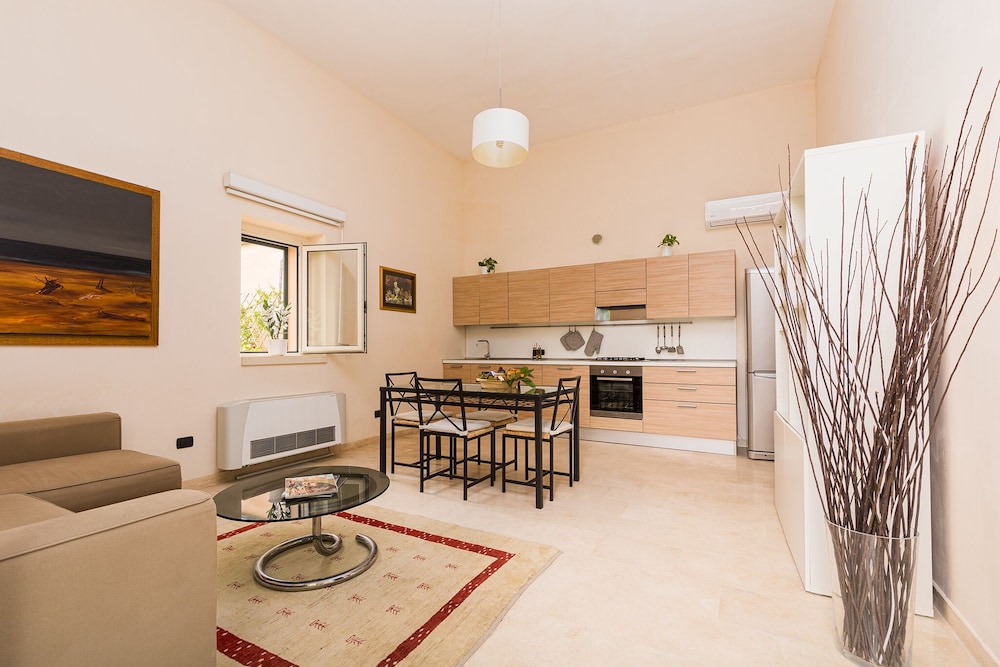 Tenuta Giardini Nuovi 15/33