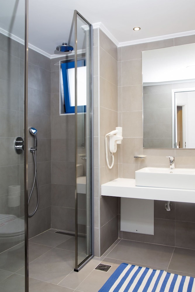 Lindos Portes Suites 45/45