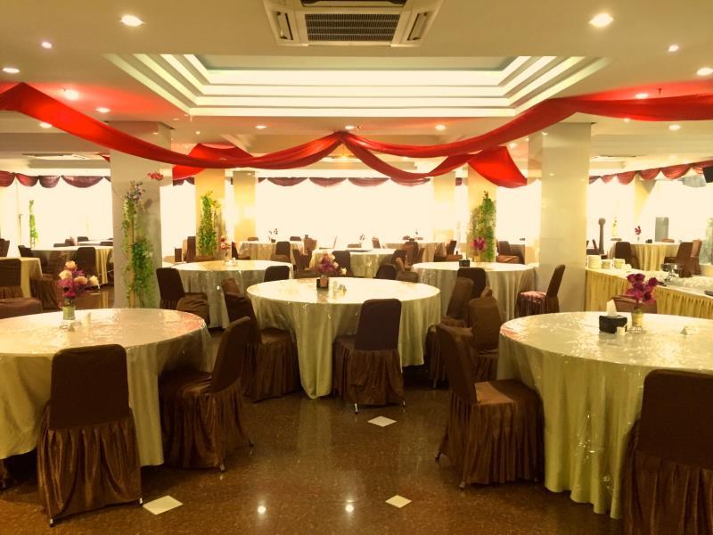 GRAND HAWAII HOTEL 23/33