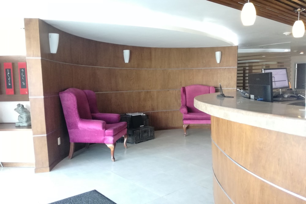 Hotel Mision Express Pachuca 8/36