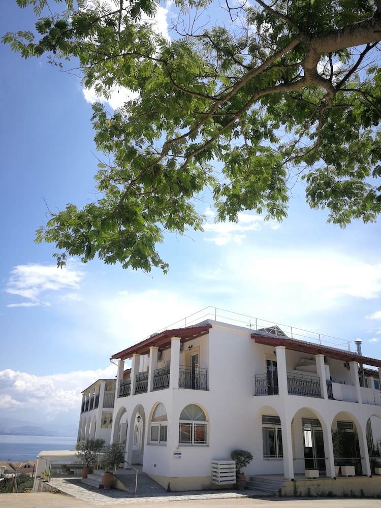 Hotel Yannis Corfu photo1