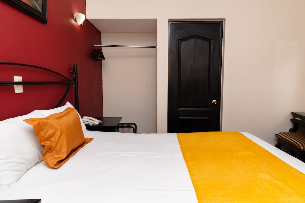 Hotel Plaza Poblana 26/67