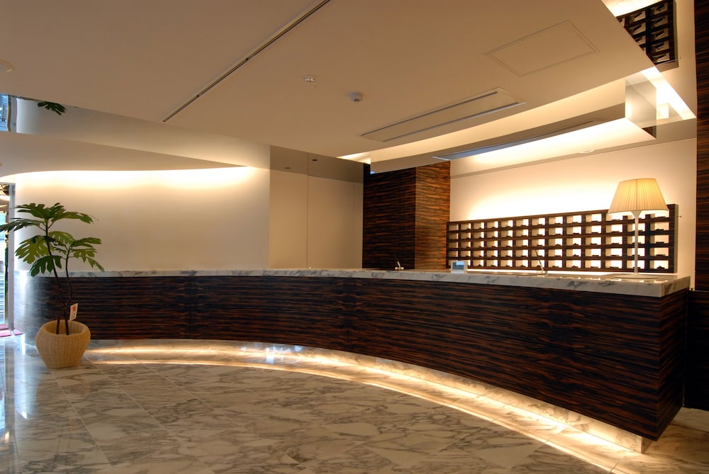 Center Hotel Toyota 24/57