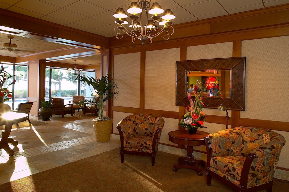Lahaina Shores Beach Resort 34/57