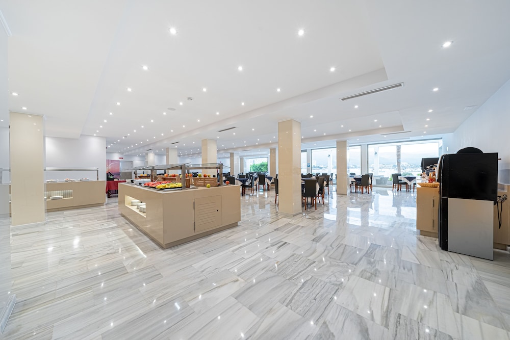 Hotel Seramar Comodoro Playa 6/50