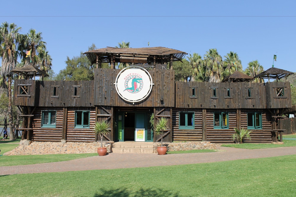 Sun City Hotel 1/50