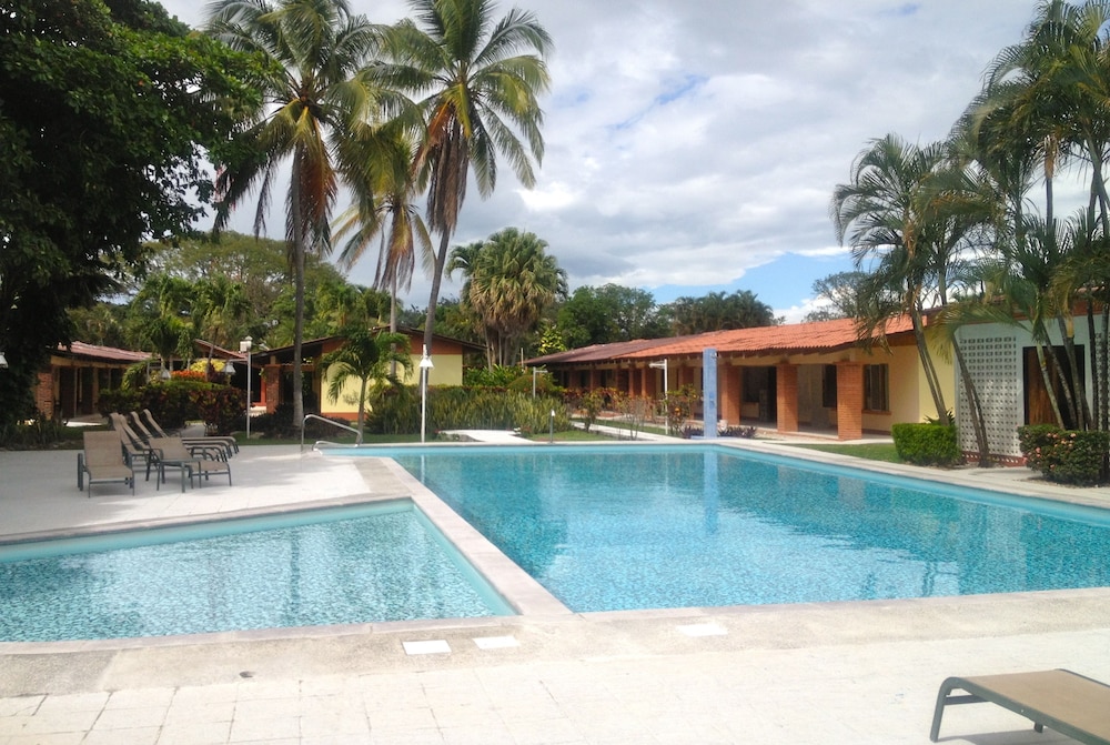 Las Espuelas Hotel 31/54