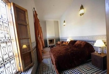Riad Au 20 Jasmins 36/49