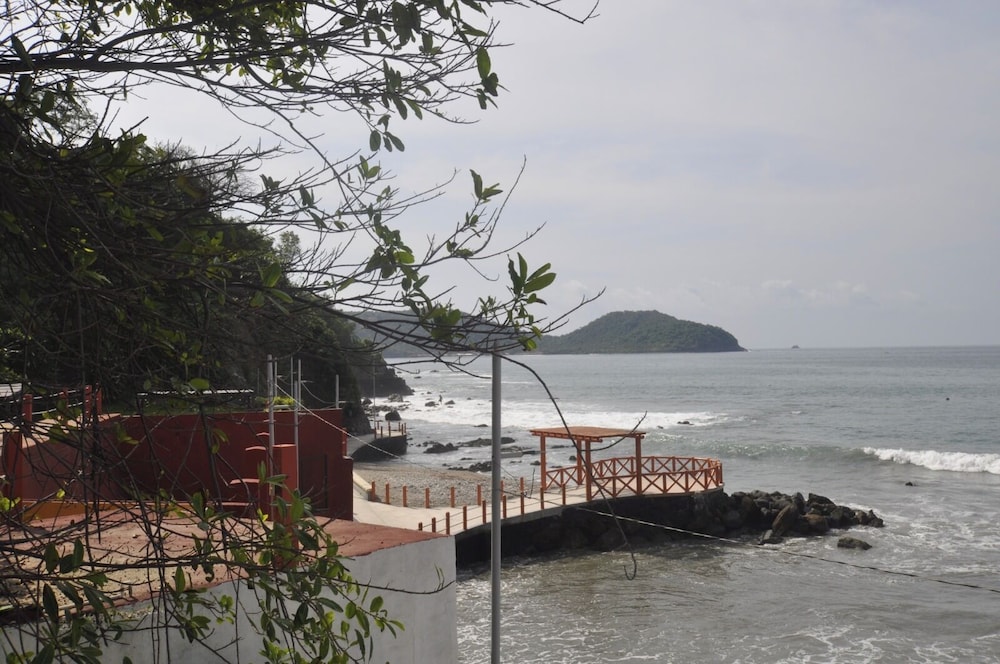 Casa Sun And Moon Hotel 76/80