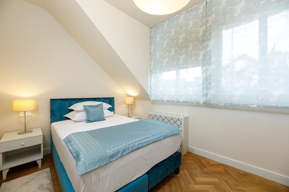 Standard, Single, Double Bed
