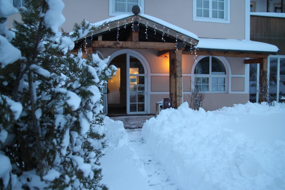 Alpen Hotel Eghel 2/68