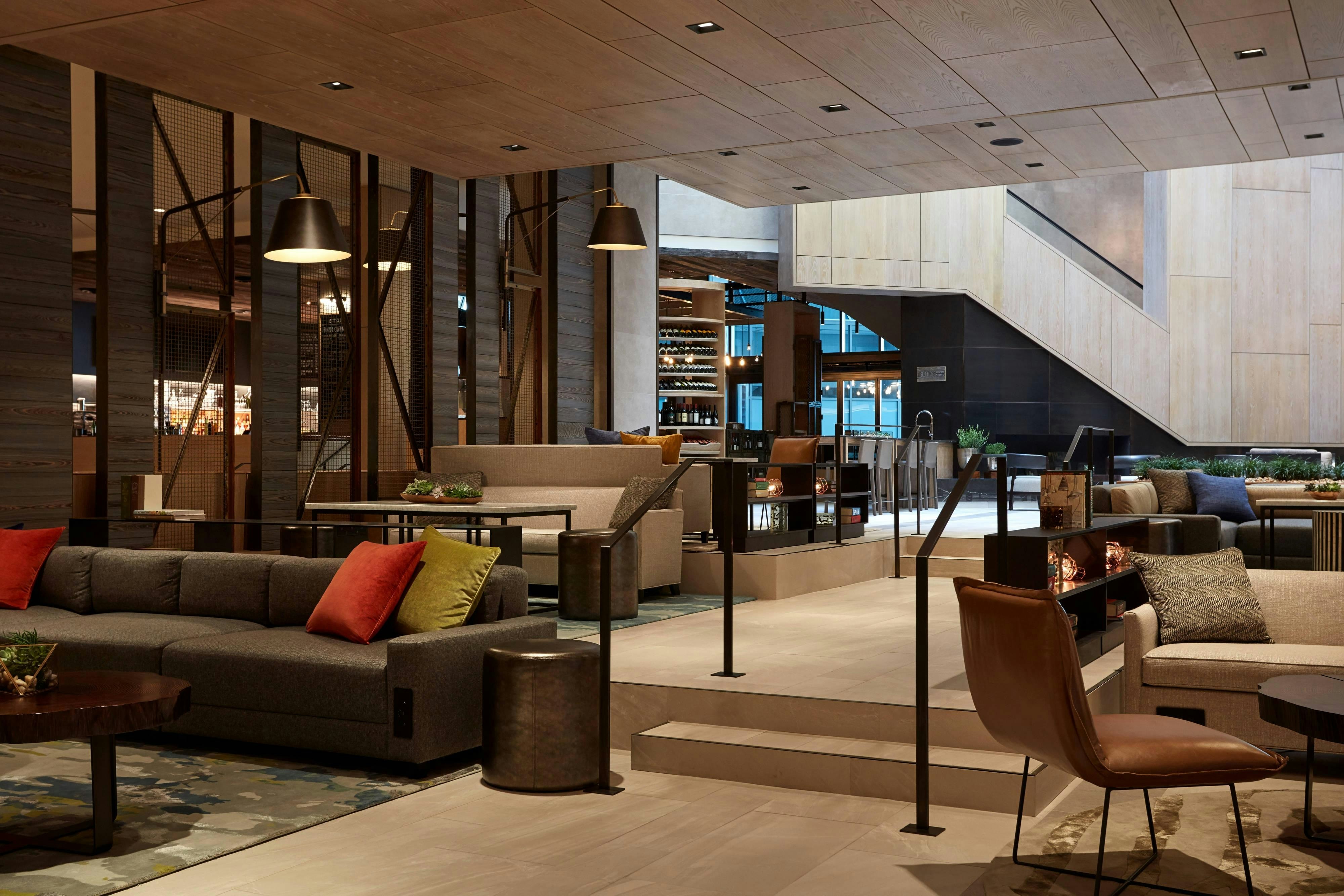 Charlotte Marriott City Center 39/74