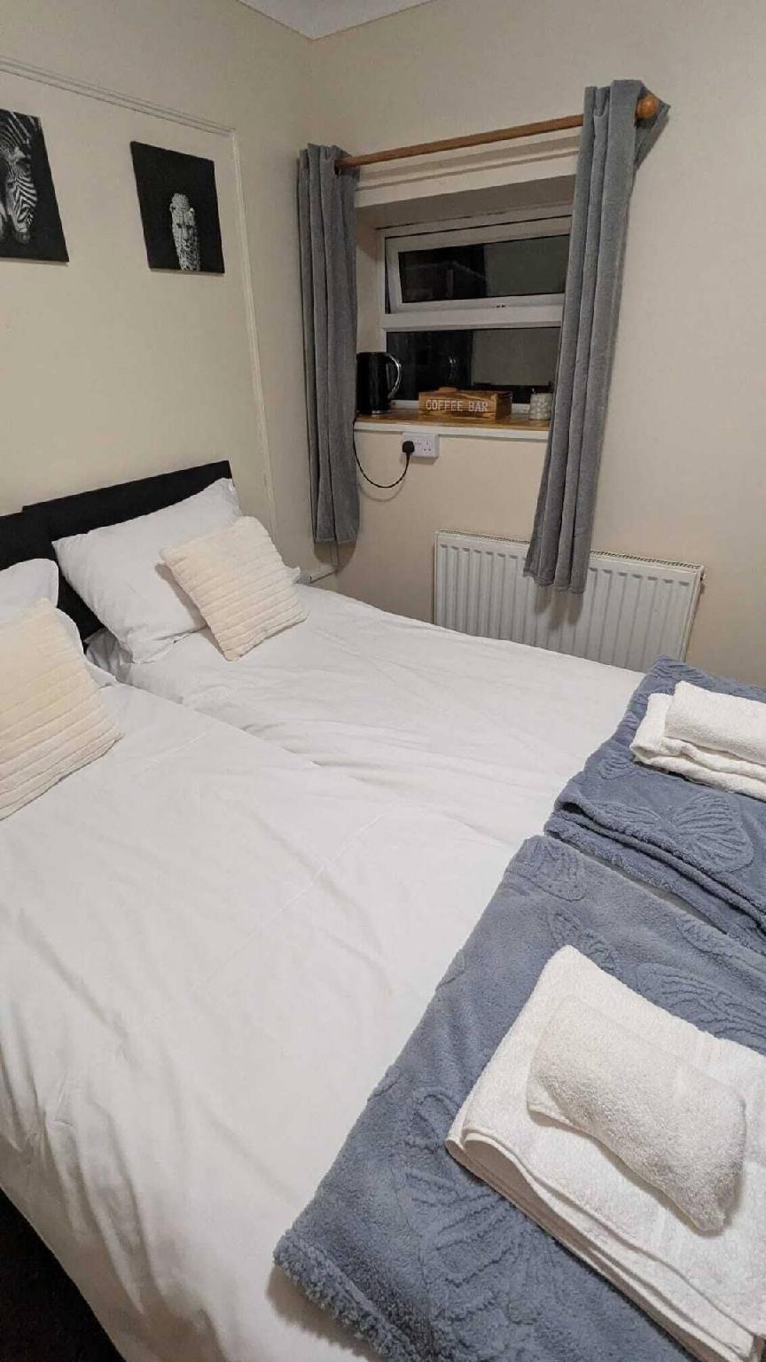 OYO Princetown Lodge 3/16
