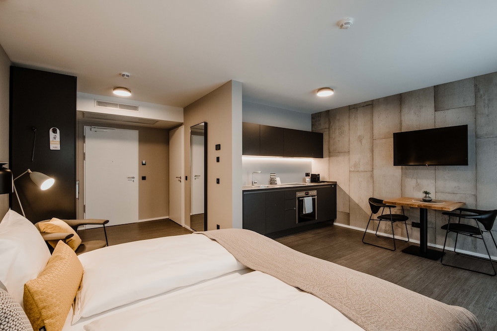 1 BEDROOM, BUSINESS, PREMIUM, DOUBLE BED