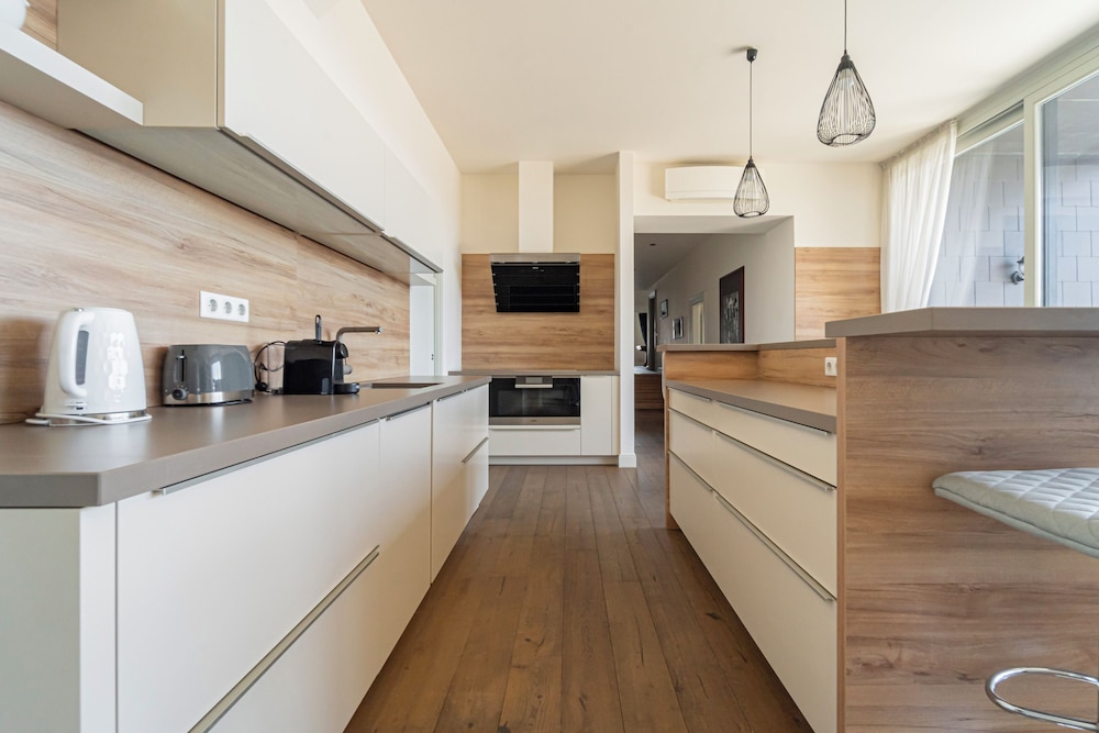 Utto Luxury Suites 8/54