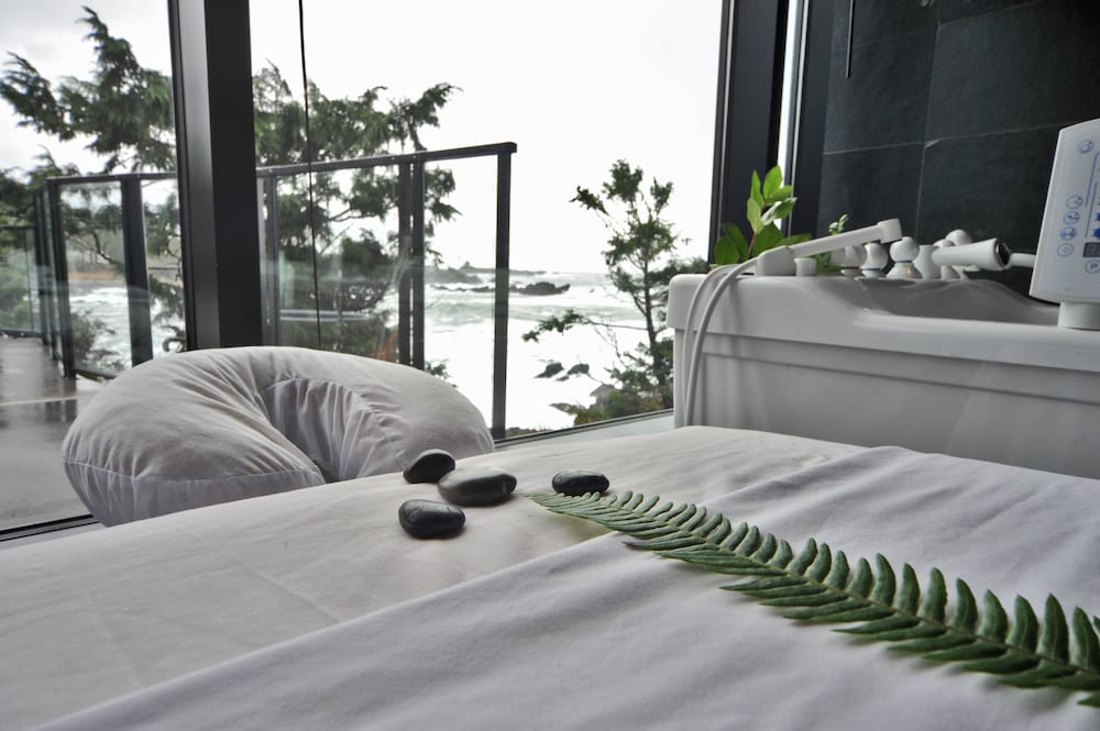 Black Rock Ocean Front Resort 33/69