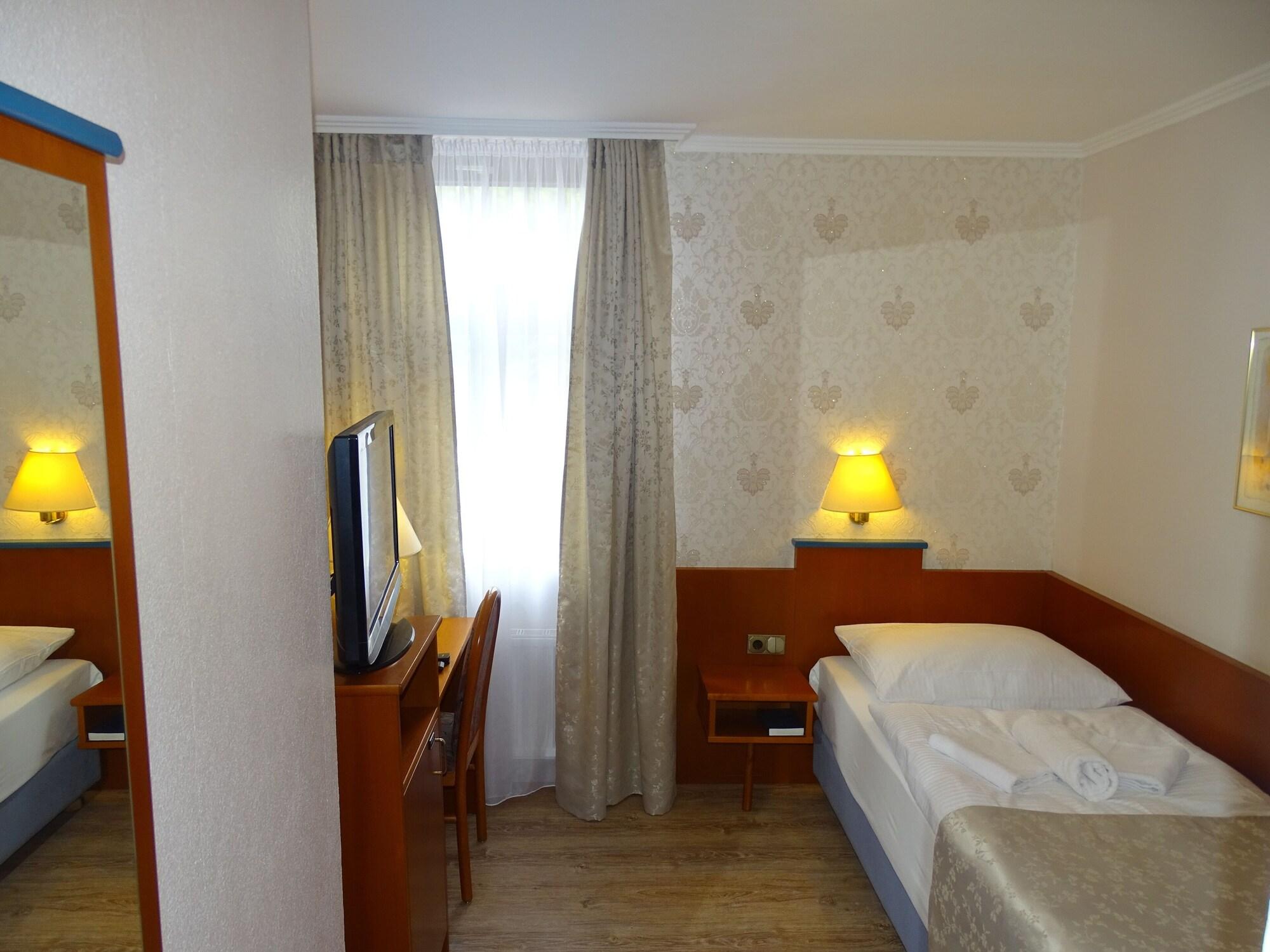 Hotel Kolossos Dusseldorf Neuss 9/41