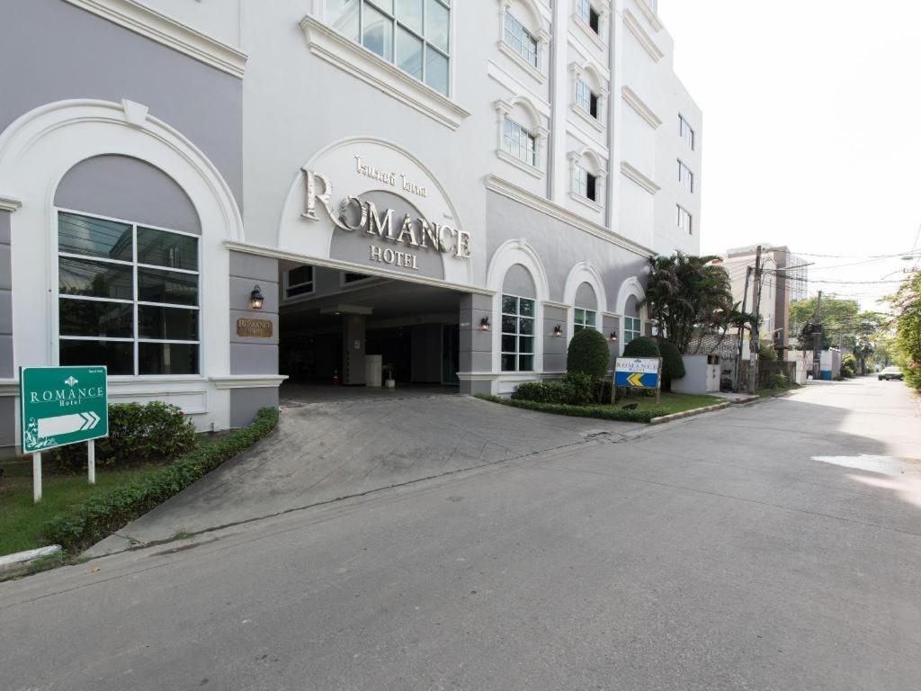 Romance Hotel Srinakarin 73/80