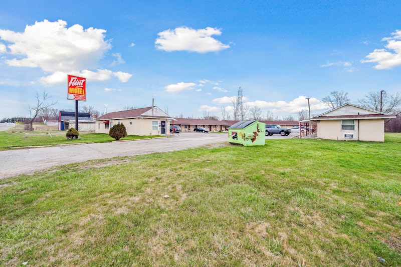 Flint Motel by OYO MI Near I-475 67/70