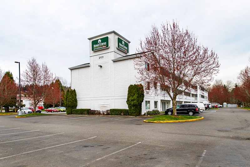 HomeTowne Studios by Red Roof Tacoma - Puyallup 25/30