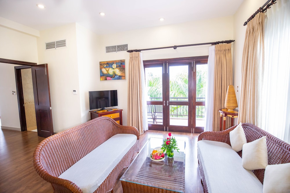 Diamond Bay Resort & Spa 32/74