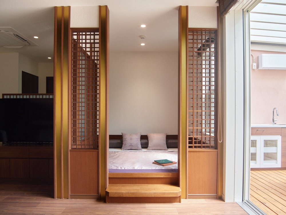 1 Bedroom, Glamping, Executive, Suite, Villa, 4 Beds