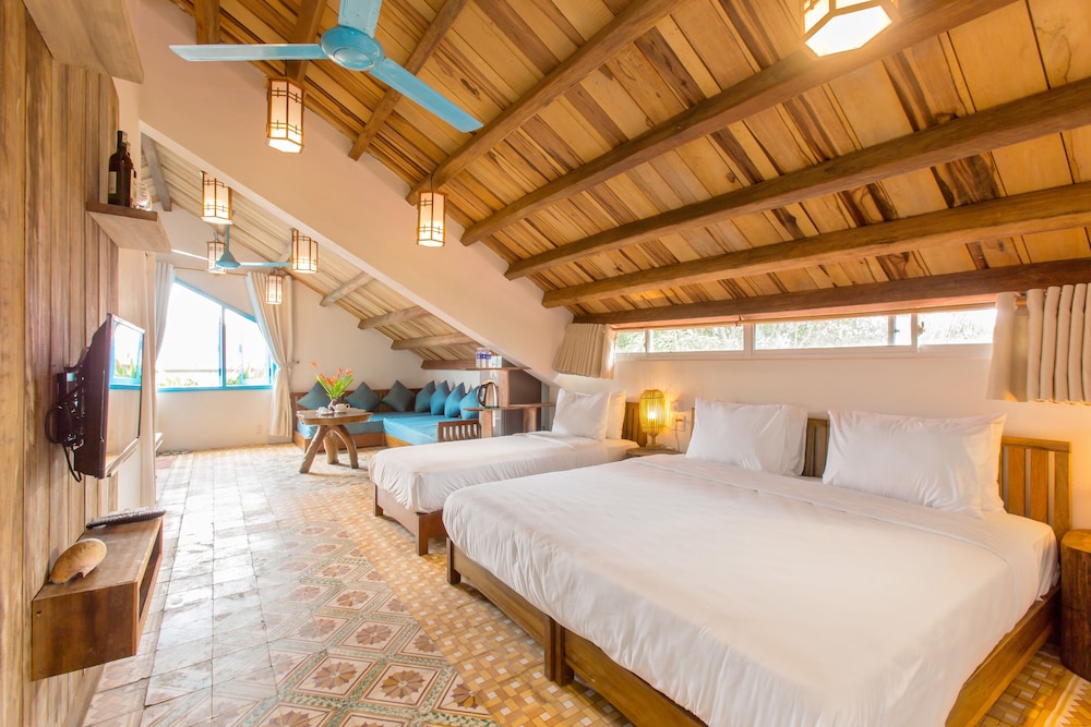 Life Beach Villa 28/64