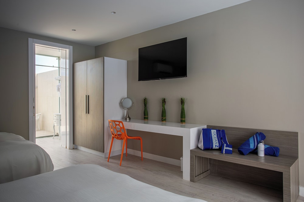 Ocean Z Boutique Hotel 33/50