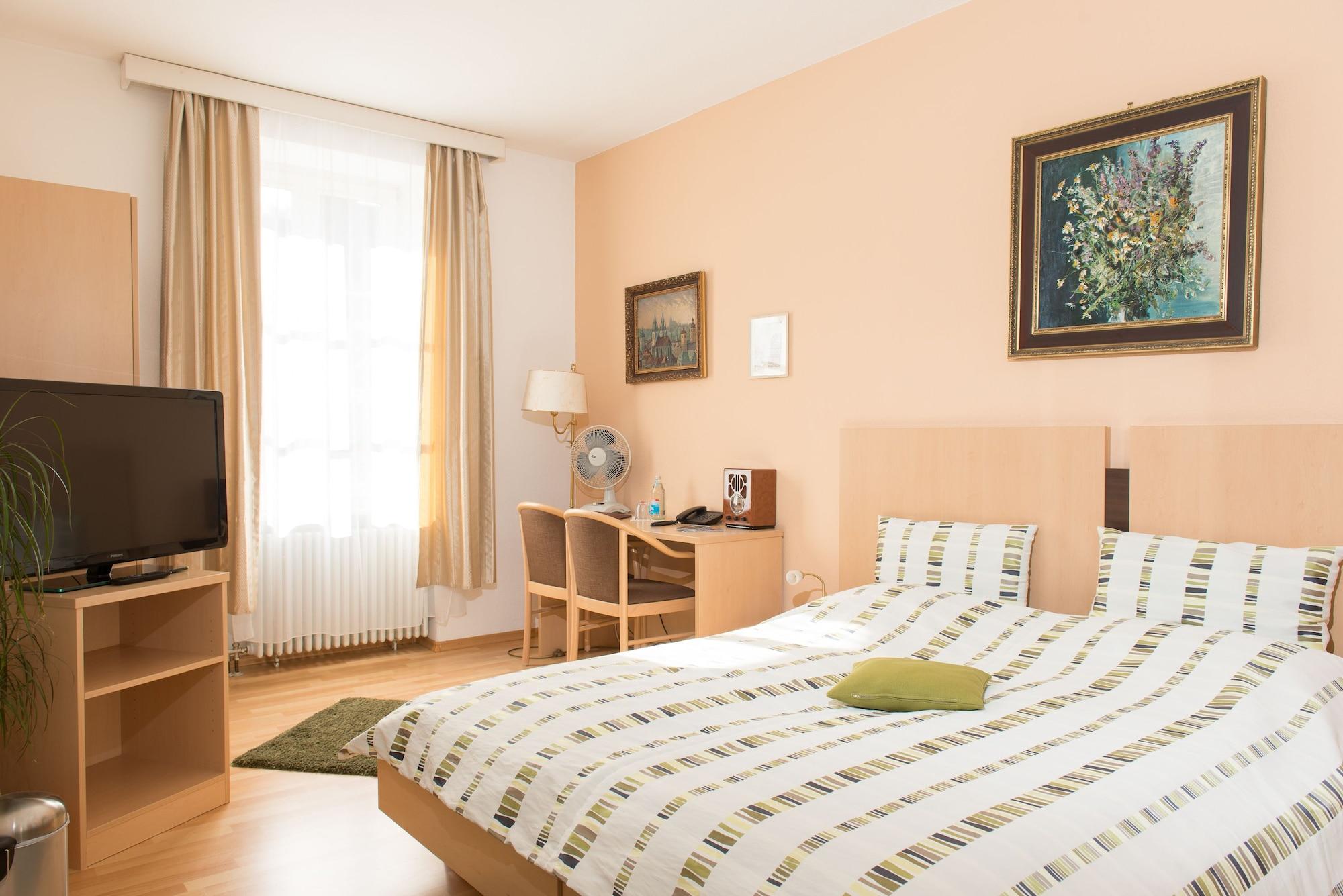 Room, Single