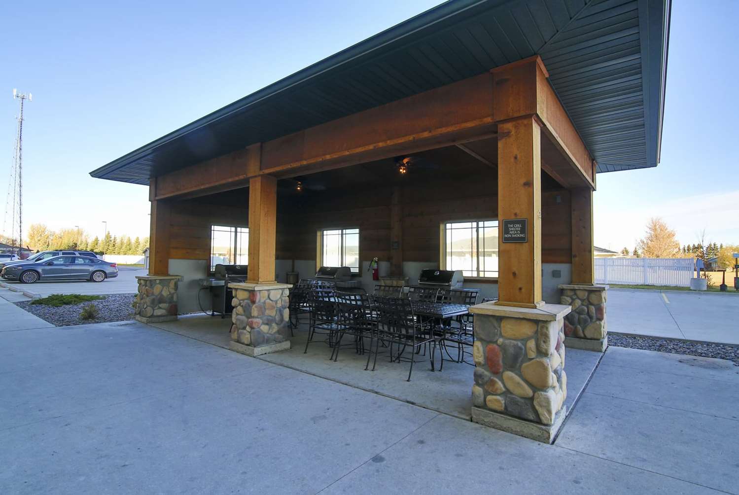 Extended Stay Minot 17/21