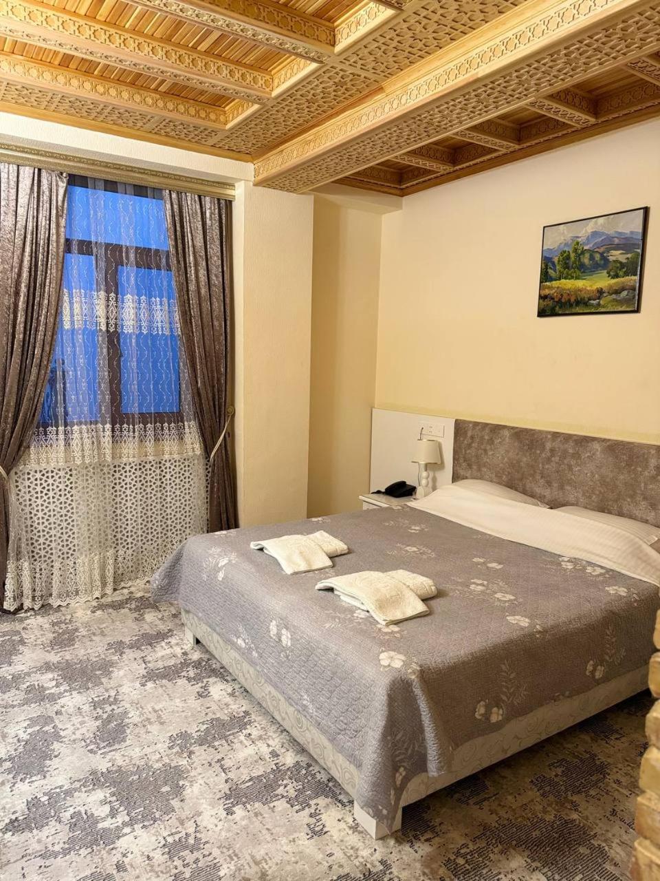 Arba Hotel 11/50