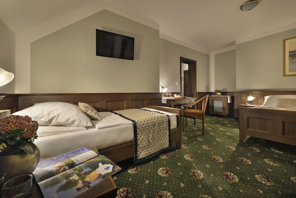 Room at Podhrad, HLUBOKA NAD VLTAVOU